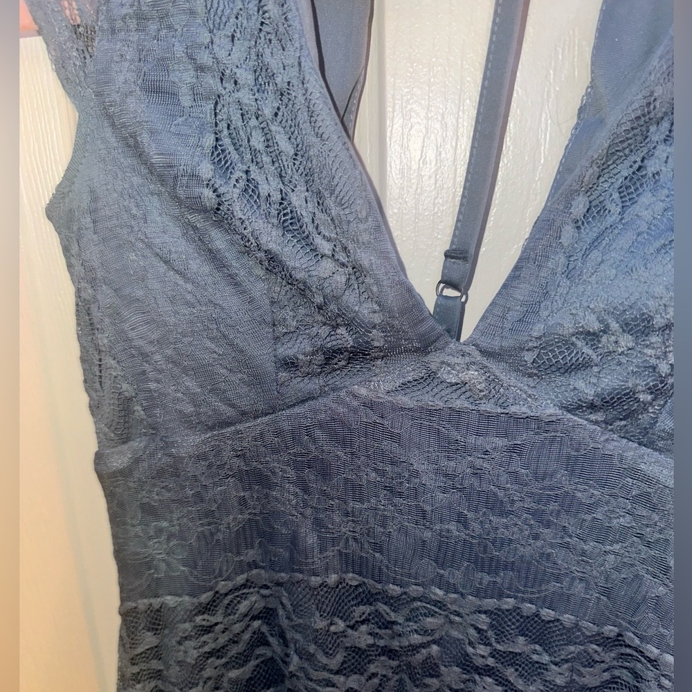 Charlotte Russe Lace Dress in Slate Blue - Picture 3 of 5